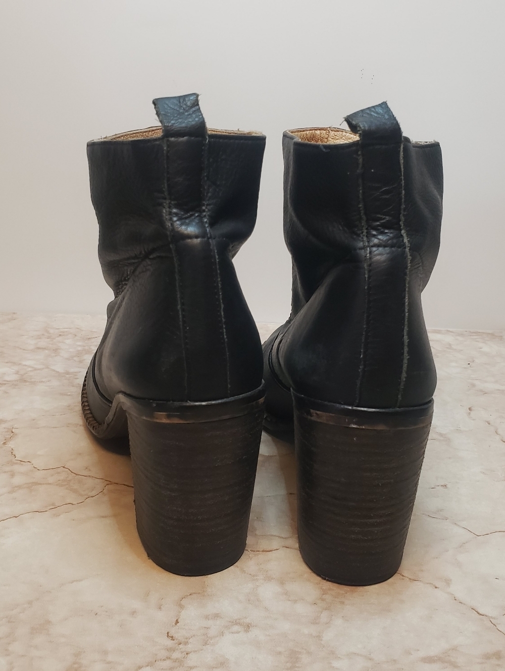 Free People Women’s Black Leather Ankle Booties with Block Heel Size 40 - Picture 4 of 8